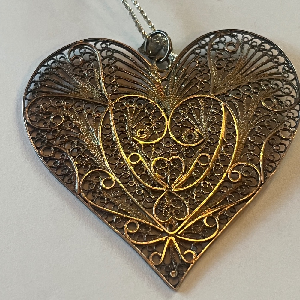 Heart pendant